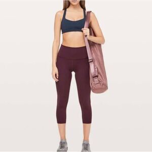 Lululemon Wunder Under Crop Full-On Luxtreme 21" Sz 6 Bordeaux Color High Rise